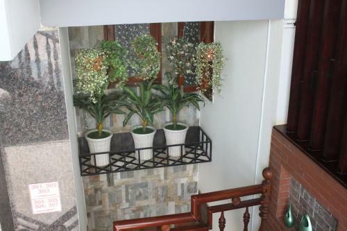 Hostal H&t Hotel