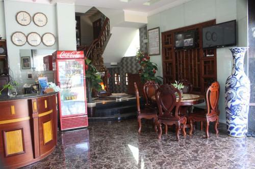 Hostal H&t Hotel