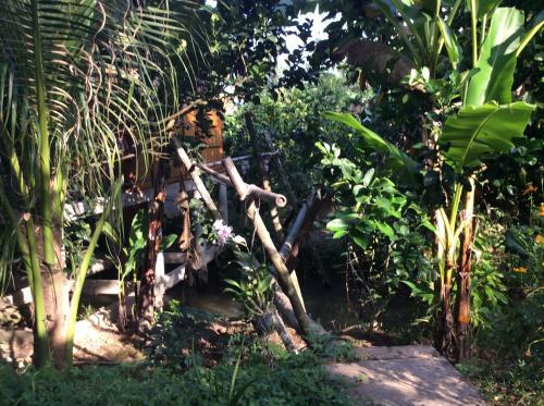 Quoc Phuong Riverside Homestay