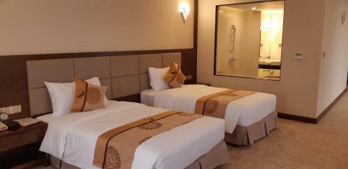 Duc Huy Grand Hotel