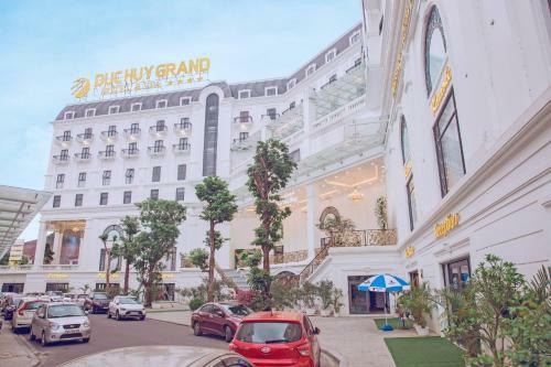 Duc Huy Grand Hotel