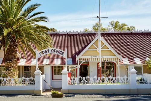Lord Milner Hotel