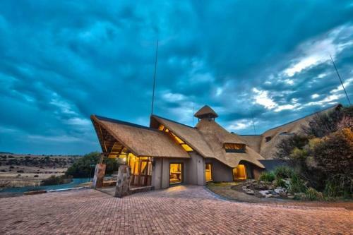 Letsatsi Game Lodge