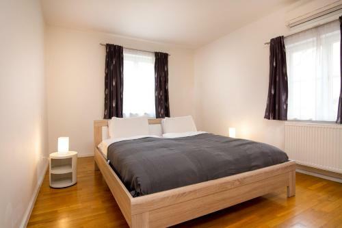 Apartamento Lesser Town Suites Near Petrin Park