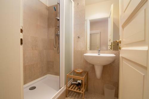 Apartamento Lesser Town Suites Near Petrin Park
