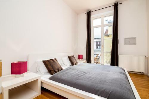 Apartamento Lesser Town Suites Near Petrin Park