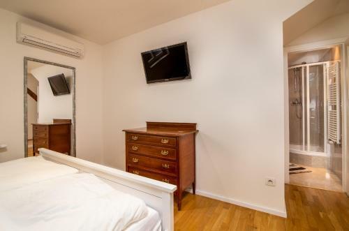 Apartamento Lesser Town Suites Near Petrin Park