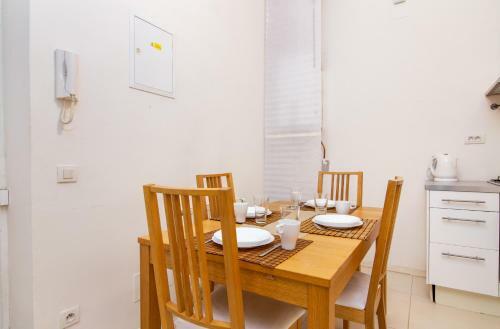 Apartamento Lesser Town Suites Near Petrin Park