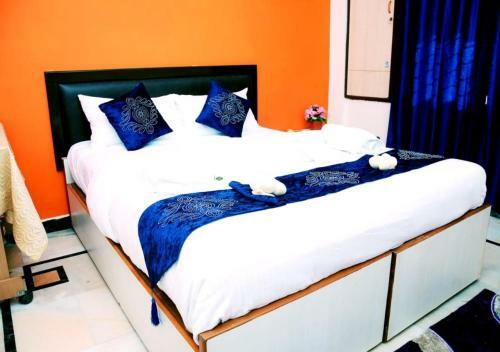 Hotel Pk Suites Inn