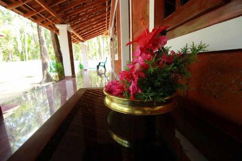 Hotel Yantra Ayurvedic Beach Resort