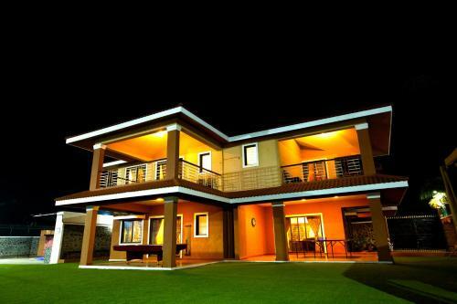 Sunrich Villas