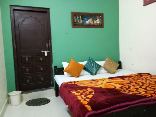 Hotel Haveli Taragarh Palace