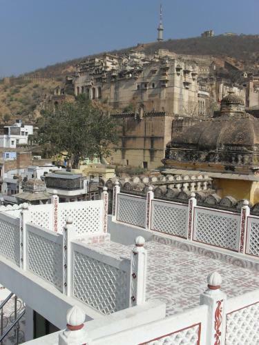 Hotel Haveli Taragarh Palace