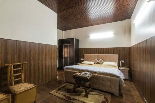 Lodge Aishnee Bagh By Vista Rooms