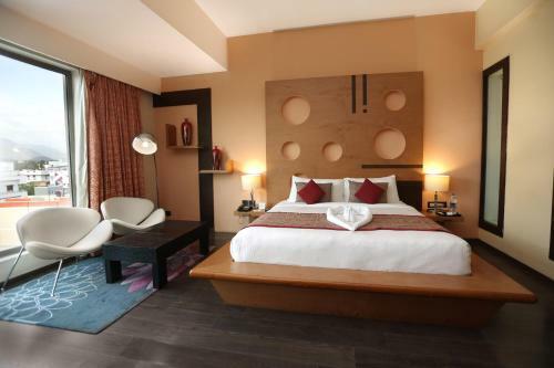 Hotel Grand Estancia Salem