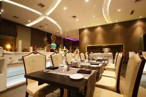 Hotel Grand Estancia Salem