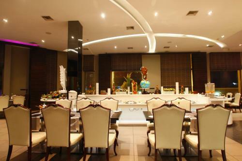 Hotel Grand Estancia Salem