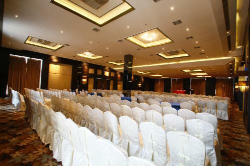 Hotel Grand Estancia Salem