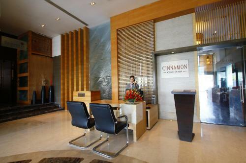 Hotel Grand Estancia Salem