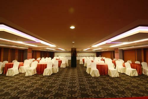 Hotel Grand Estancia Salem