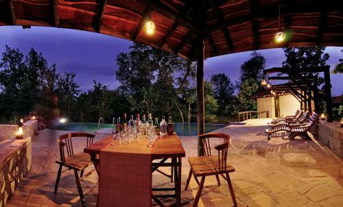 Hotel Kanha Earth Lodge