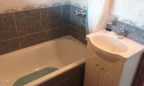 Lodge Caba�as Hueney