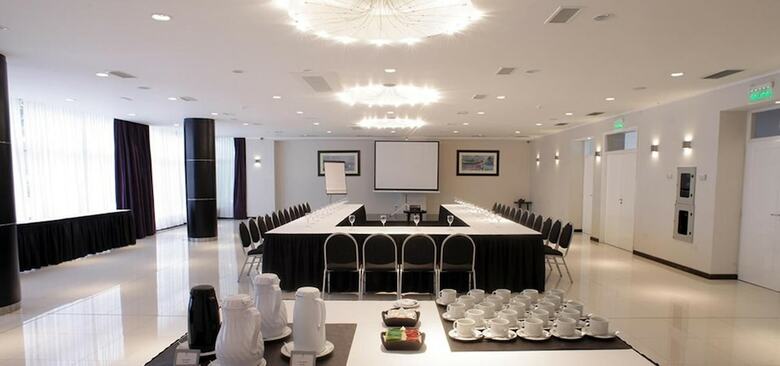 Neuqu�n Tower Hotel
