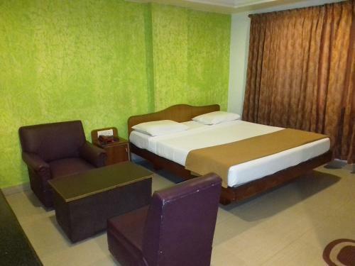 Hotel Sri Srinivasar Residency