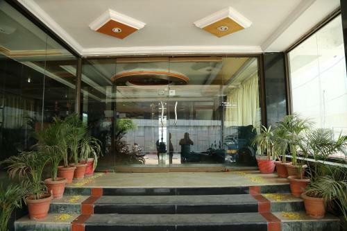 Hotel Sri Srinivasar Residency