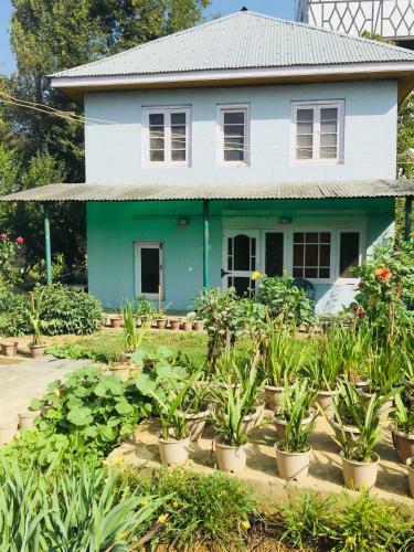 Bed & Breakfast Sukhniketan Cottage Srinagar