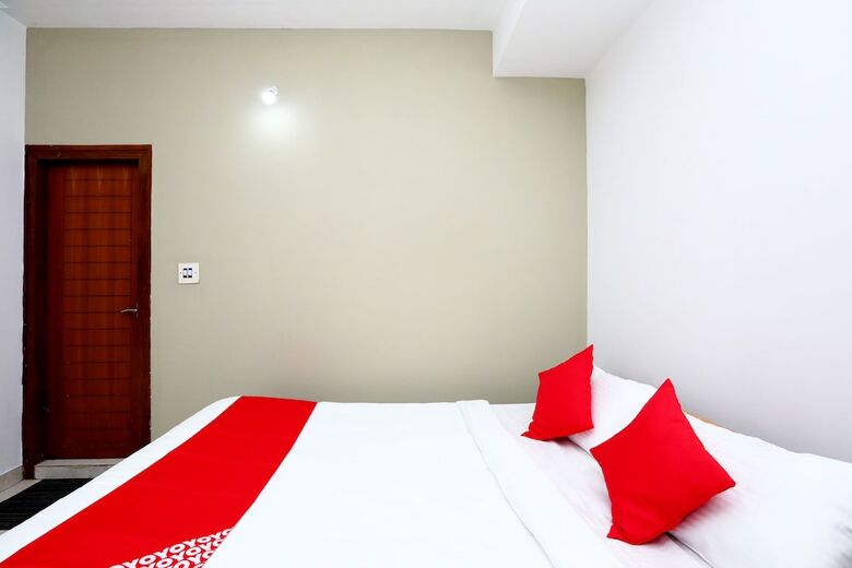 Hotel Oyo 19157 Kuteer Home Stay