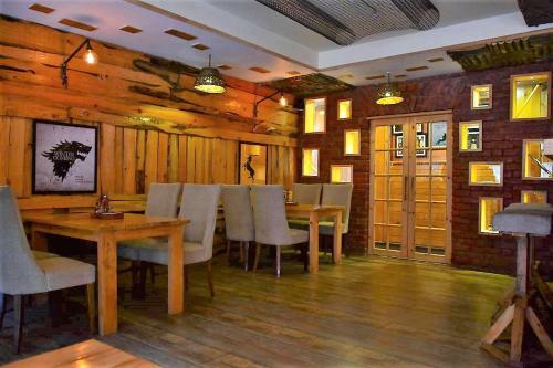 Hotel Asif Heritage And Resorts