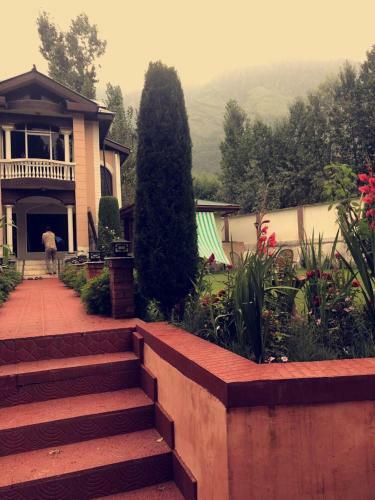 Hotel Asif Heritage And Resorts