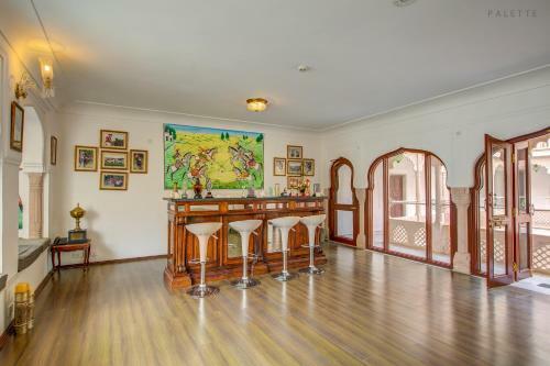 Hotel Talabgaon Castle Heritage Resort