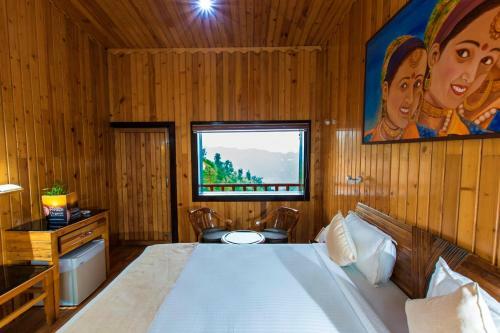 Hotel The Pahadi Organic