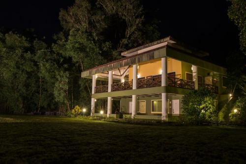 Hotel Golden Fields Resort