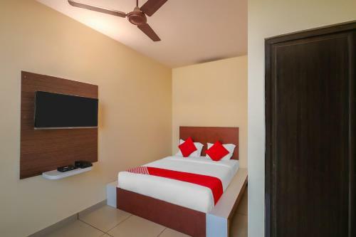 Hotel Oyo 26679 Jk Inn