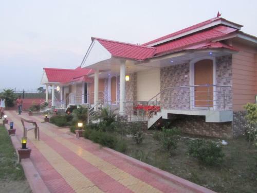 Hotel Resort Sun N Services