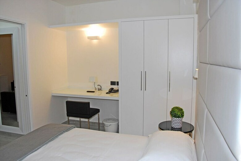 Apartamento LHP Suite Napoli Parco Margherita