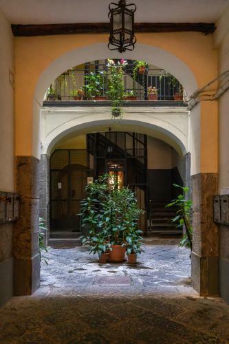 La Pazziella Flat