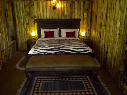 Lodge Mara River Camp