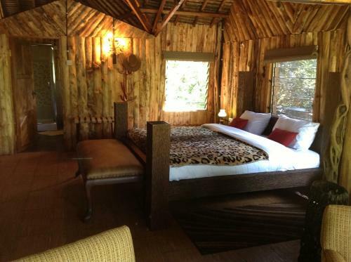 Lodge Mara River Camp
