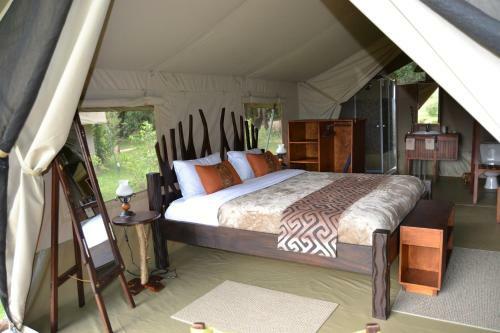Lodge Mara River Camp