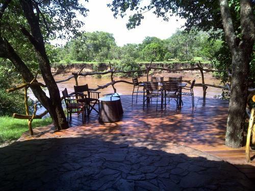 Lodge Mara River Camp