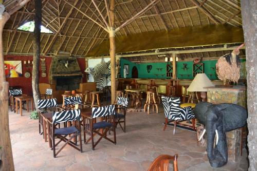 Lodge Mara River Camp