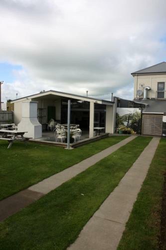 Kaponga Hotel