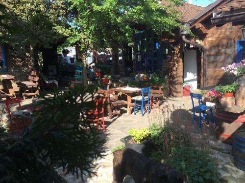 Hostal Traditional Serbian Guest House Eric