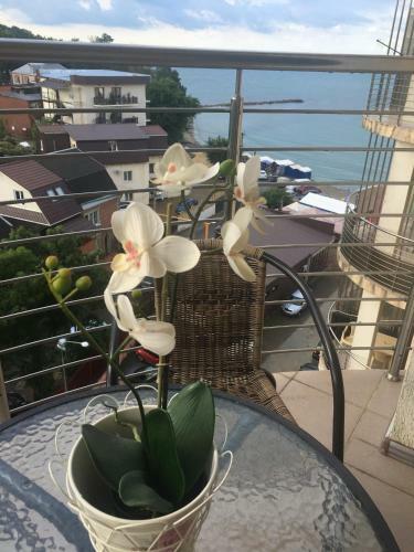 Apartment On Portovaya 14