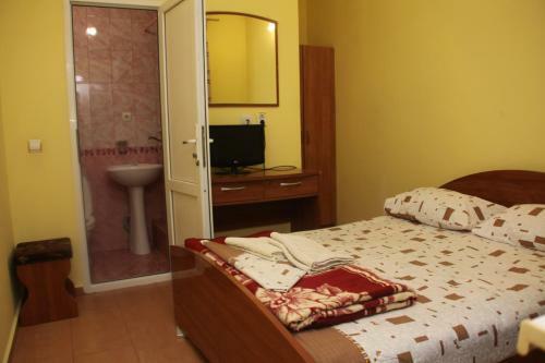 Hostal El Greco Hotel
