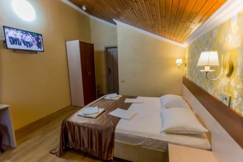 Hostal Guest House Ug-otel